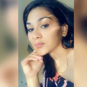 Meet your Posher, Gaby